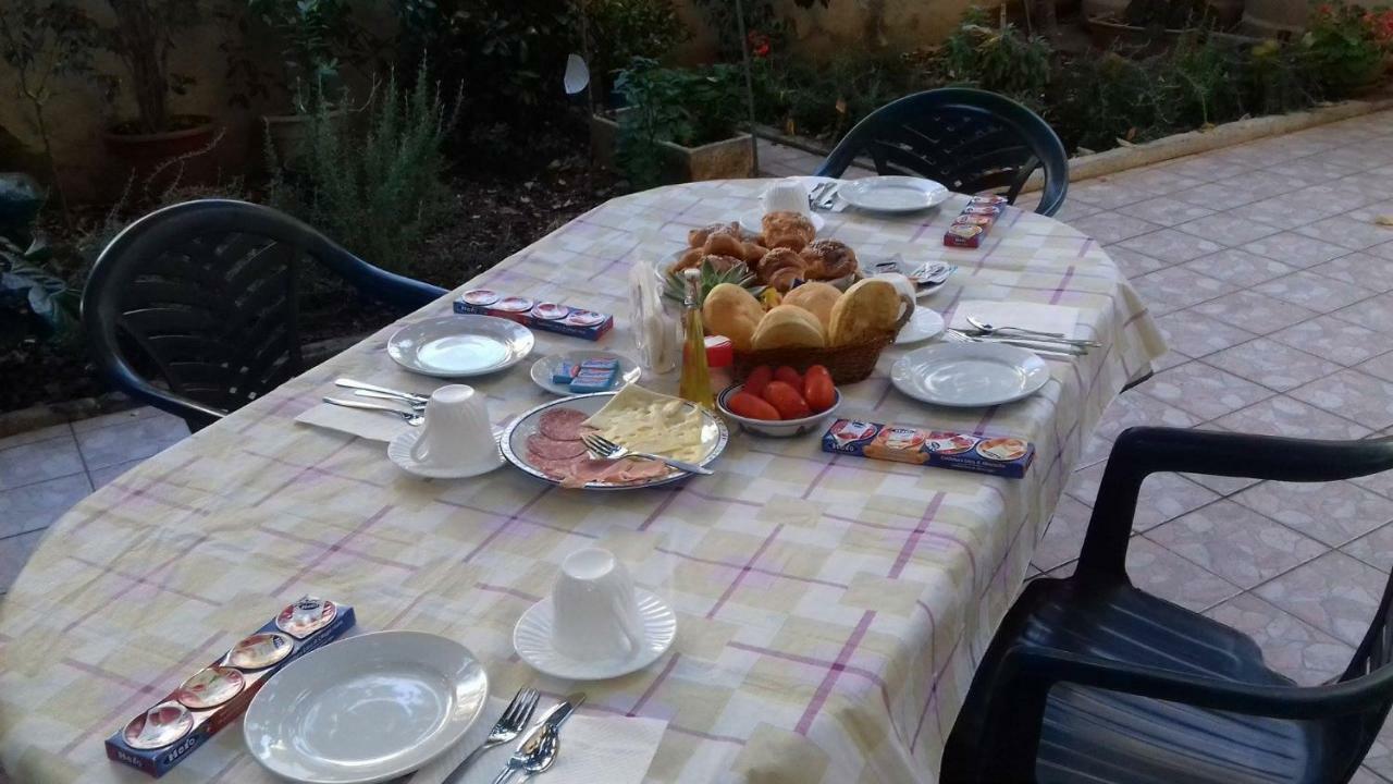 Bed And Breakfast Hibiscus Alghero Zewnętrze zdjęcie